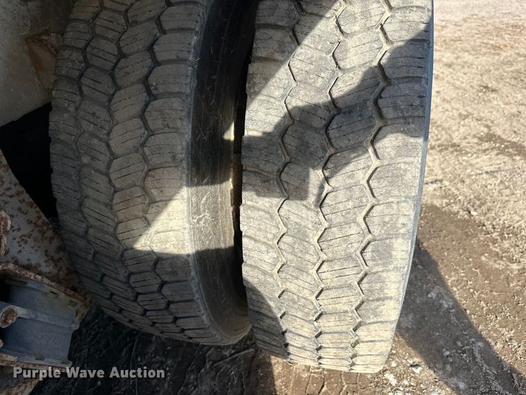 image for item DW4358 2006 Sterling L-Line ready mix truck