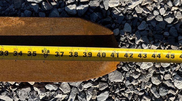 image for item DW7368 Nissan MCP1F2A20LV forklift