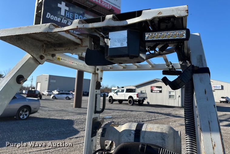 image for item DW7368 Nissan MCP1F2A20LV forklift