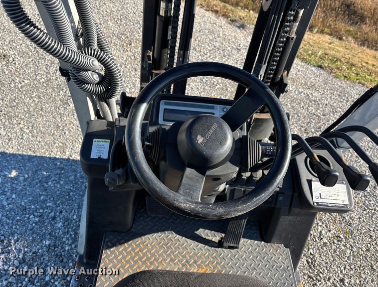 image for item DW7368 Nissan MCP1F2A20LV forklift