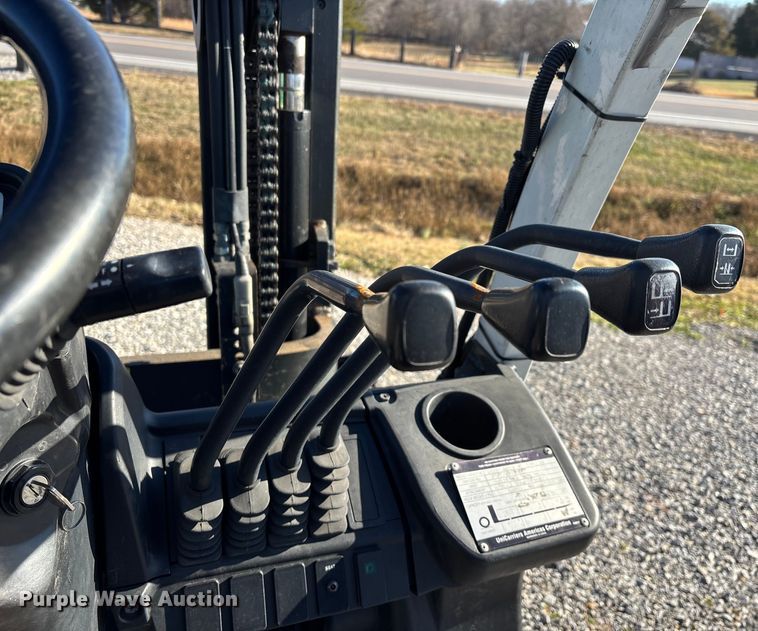 image for item DW7368 Nissan MCP1F2A20LV forklift