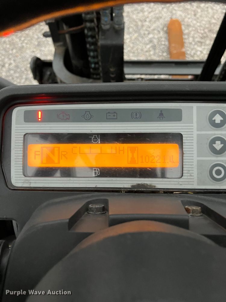 image for item DW7368 Nissan MCP1F2A20LV forklift