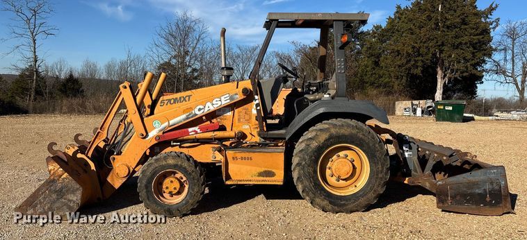 image for item DW7378 2005 Case 570M XT landscape tractor