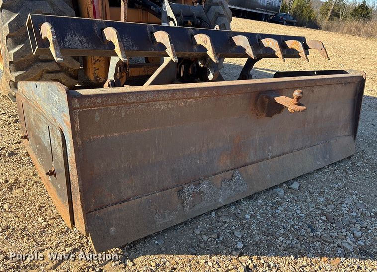 image for item DW7378 2005 Case 570M XT landscape tractor