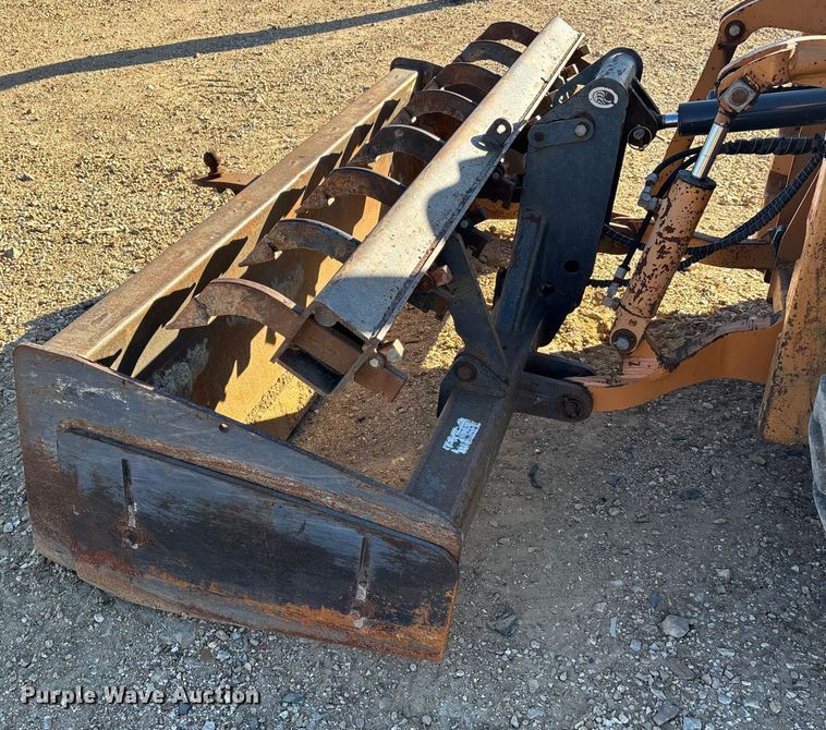 image for item DW7378 2005 Case 570M XT landscape tractor