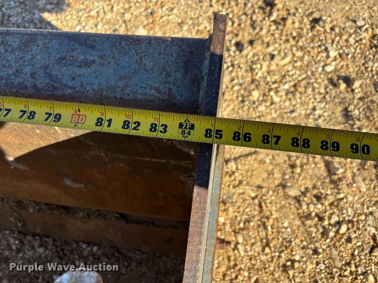 image for item DW7378 2005 Case 570M XT landscape tractor