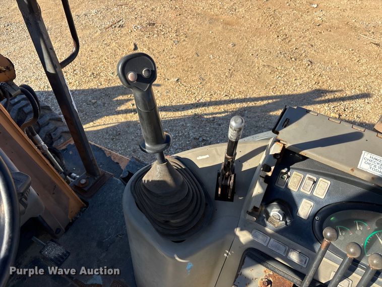 image for item DW7378 2005 Case 570M XT landscape tractor