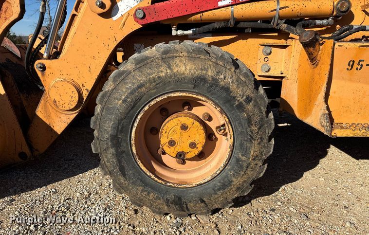 image for item DW7378 2005 Case 570M XT landscape tractor