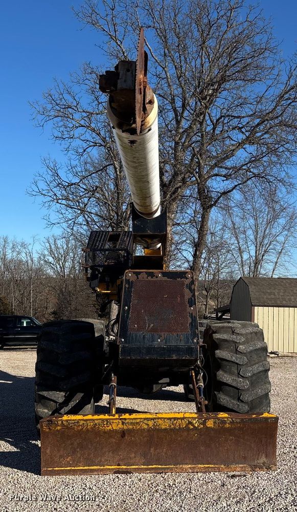 image for item DW7389 2006 Jarraff  All-terrain tree trimmer