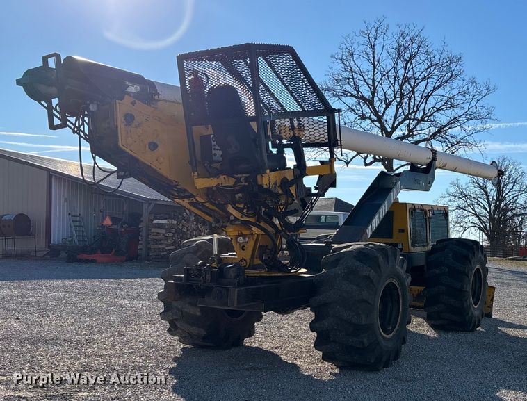 image for item DW7389 2006 Jarraff  All-terrain tree trimmer