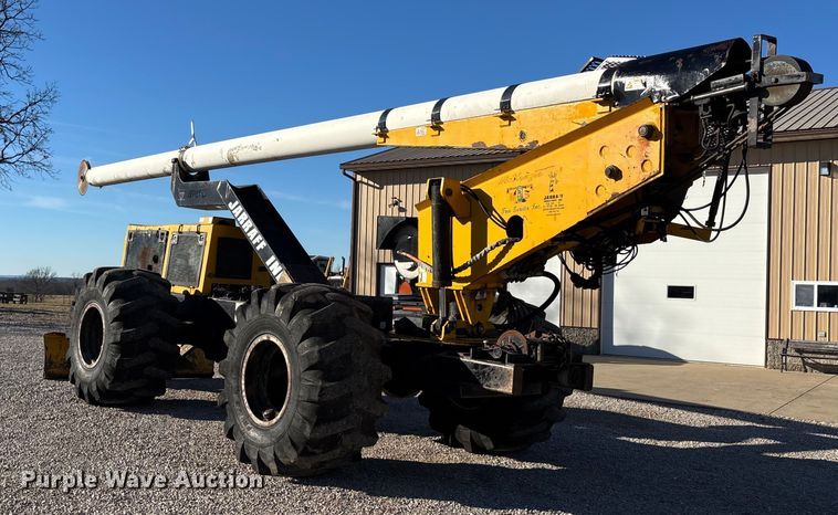 image for item DW7389 2006 Jarraff  All-terrain tree trimmer