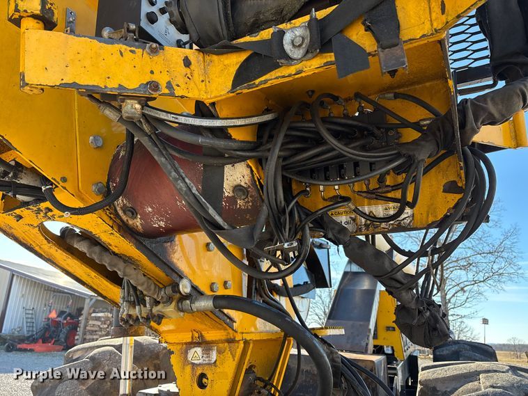 image for item DW7389 2006 Jarraff  All-terrain tree trimmer