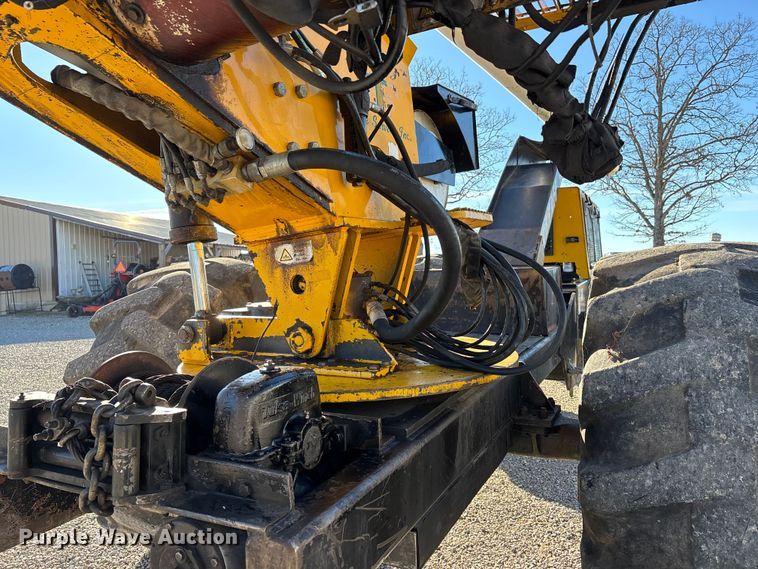 image for item DW7389 2006 Jarraff  All-terrain tree trimmer