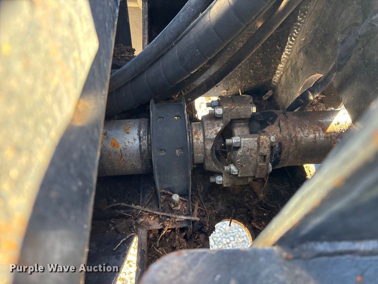 image for item DW7389 2006 Jarraff  All-terrain tree trimmer