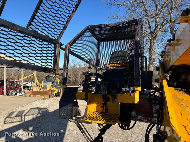 image for item DW7389 2006 Jarraff  All-terrain tree trimmer