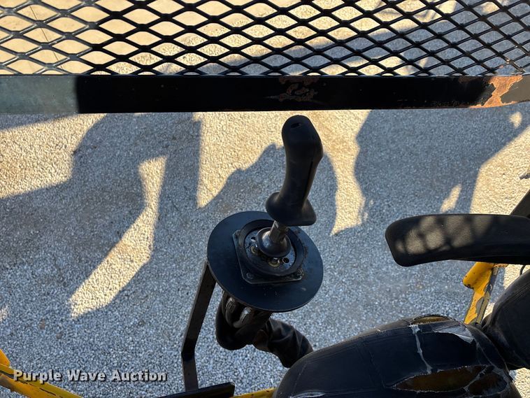 image for item DW7389 2006 Jarraff  All-terrain tree trimmer