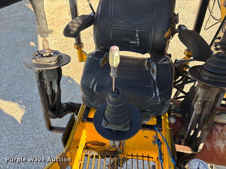 image for item DW7389 2006 Jarraff  All-terrain tree trimmer