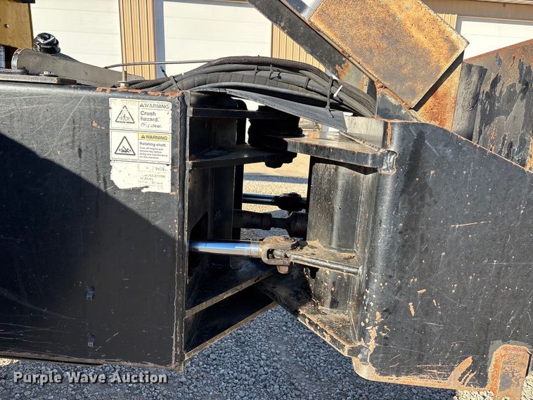 image for item DW7389 2006 Jarraff  All-terrain tree trimmer