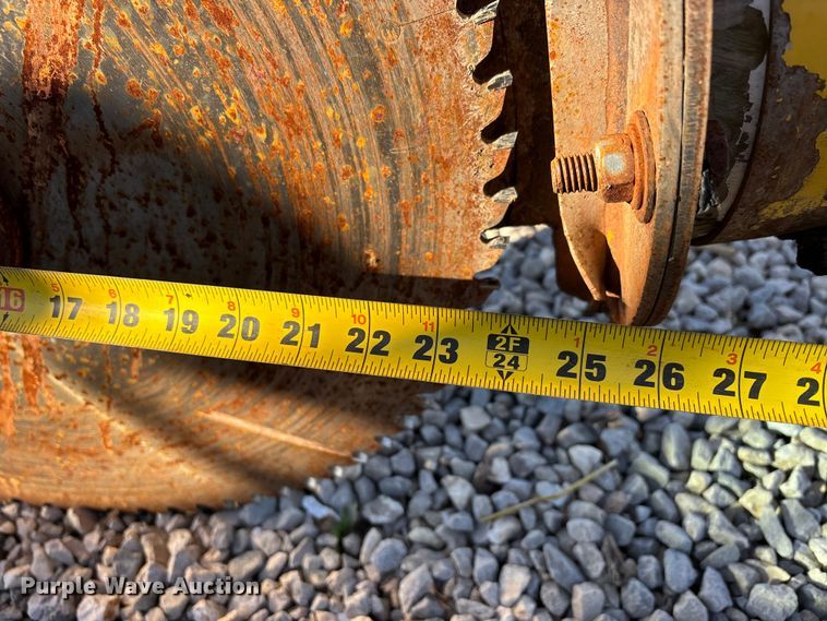 image for item DW7389 2006 Jarraff  All-terrain tree trimmer