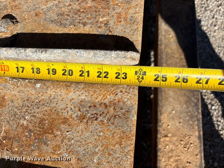 image for item DW7390 Caterpillar D6H series II dozer