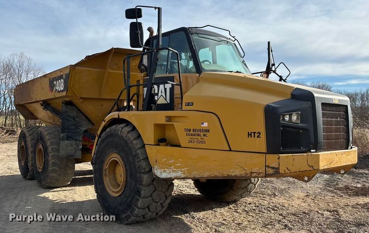 image for item DW7402 2015 Caterpillar 740B articulated haul truck