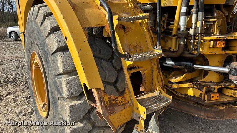 image for item DW7402 2015 Caterpillar 740B articulated haul truck