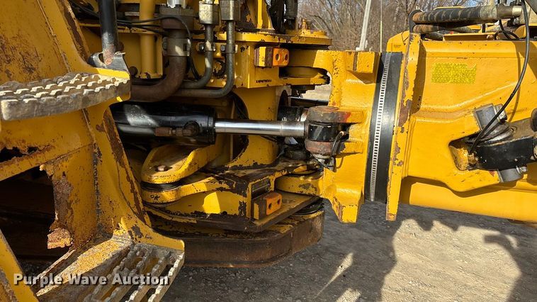 image for item DW7402 2015 Caterpillar 740B articulated haul truck