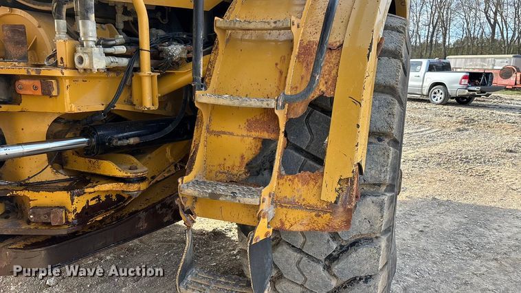 image for item DW7402 2015 Caterpillar 740B articulated haul truck