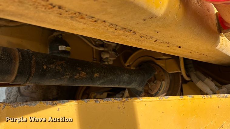 image for item DW7402 2015 Caterpillar 740B articulated haul truck