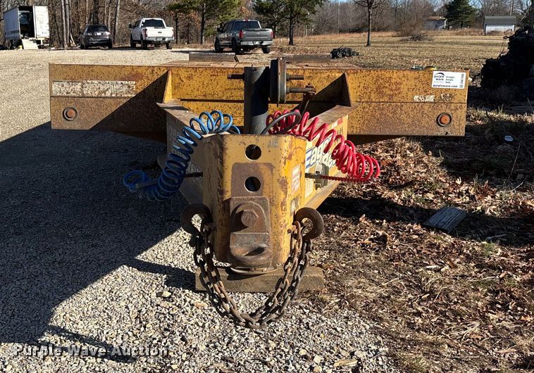 image for item DW7406 2007 Eager Beaver 20XPT equipment trailer