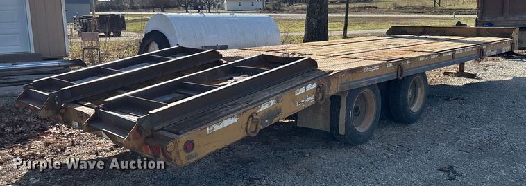 image for item DW7406 2007 Eager Beaver 20XPT equipment trailer