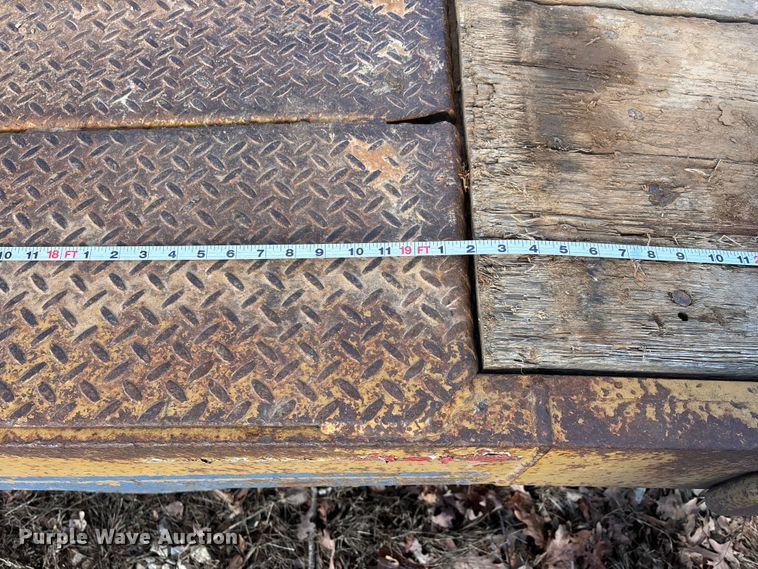 image for item DW7406 2007 Eager Beaver 20XPT equipment trailer