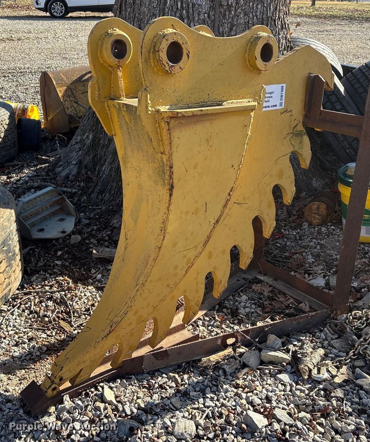 image for item DW7408 Excavator ripper tooth