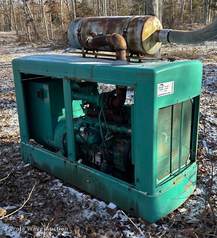 image for item DW7426 Onan generator