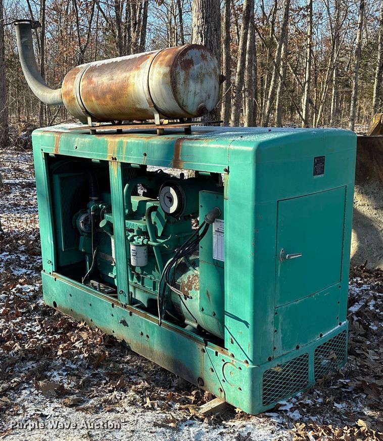 image for item DW7426 Onan generator