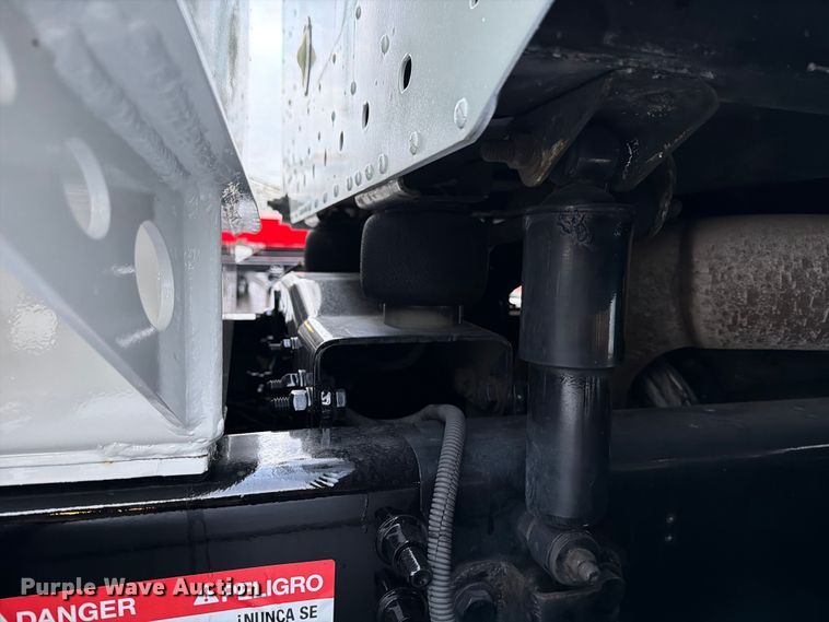 image for item DX5929 2009 Freightliner Columbia water truck