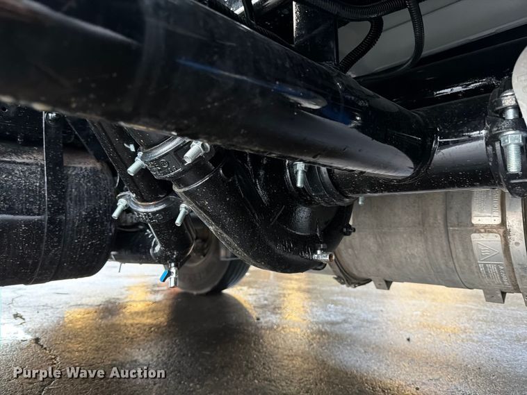 image for item DX5929 2009 Freightliner Columbia water truck