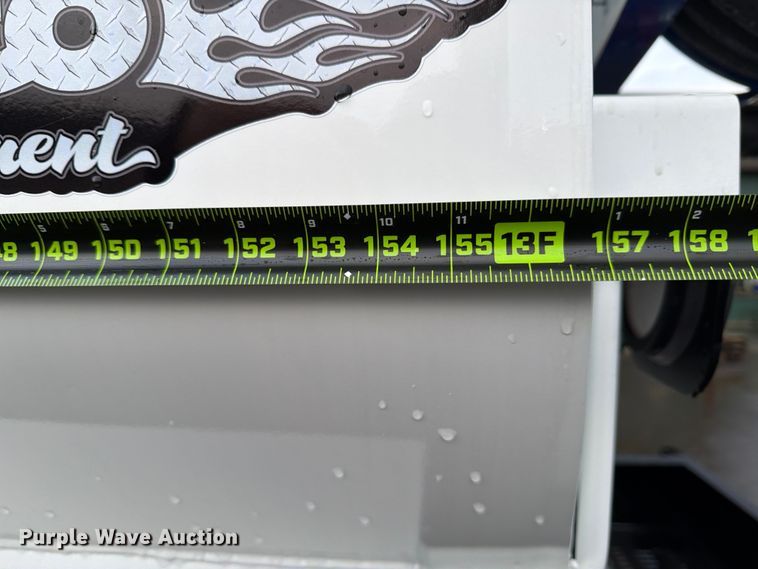 image for item DX5929 2009 Freightliner Columbia water truck