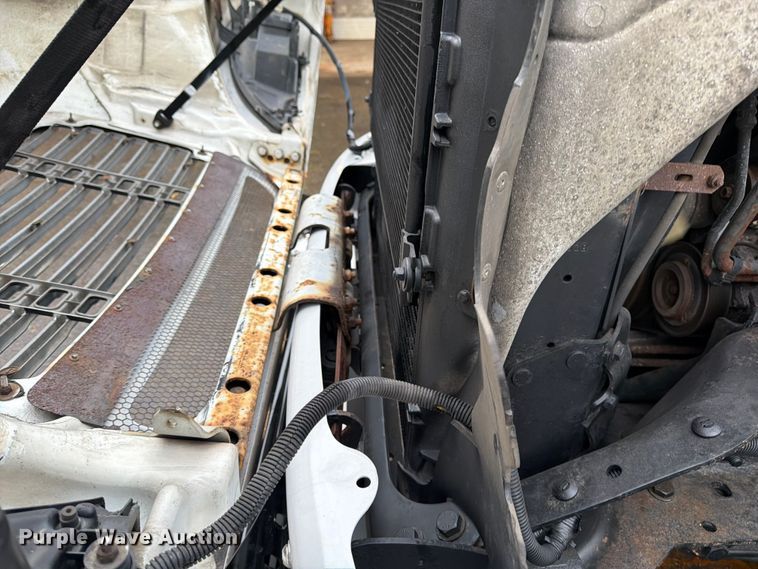 image for item DX5929 2009 Freightliner Columbia water truck