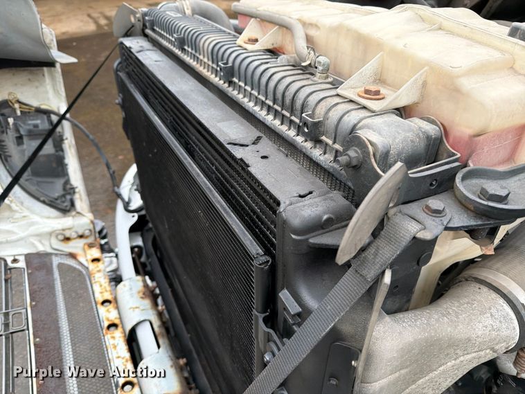 image for item DX5929 2009 Freightliner Columbia water truck