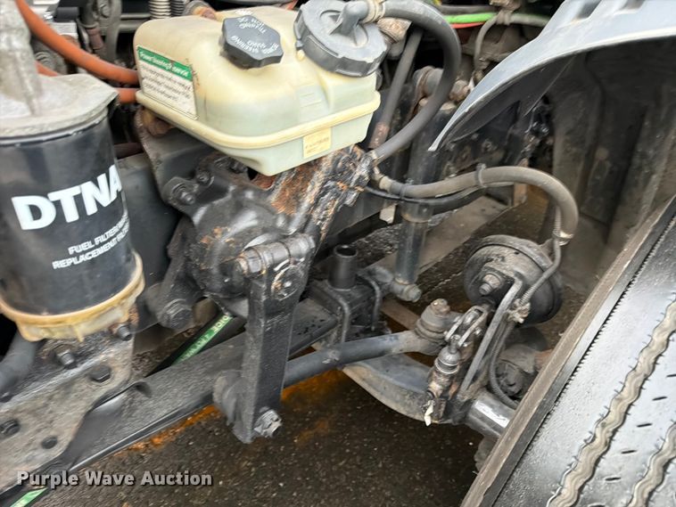 image for item DX5929 2009 Freightliner Columbia water truck