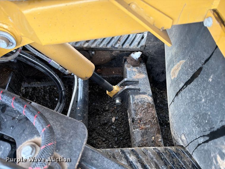 image for item DX5930 2024 Vermeer SC70TX stump grinder