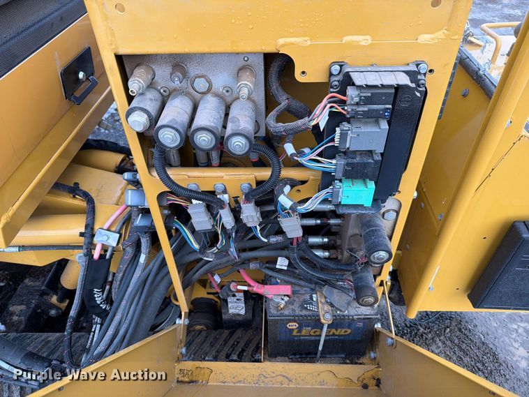 image for item DX5930 2024 Vermeer SC70TX stump grinder