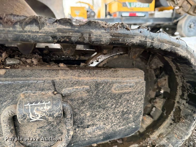 image for item DX5930 2024 Vermeer SC70TX stump grinder