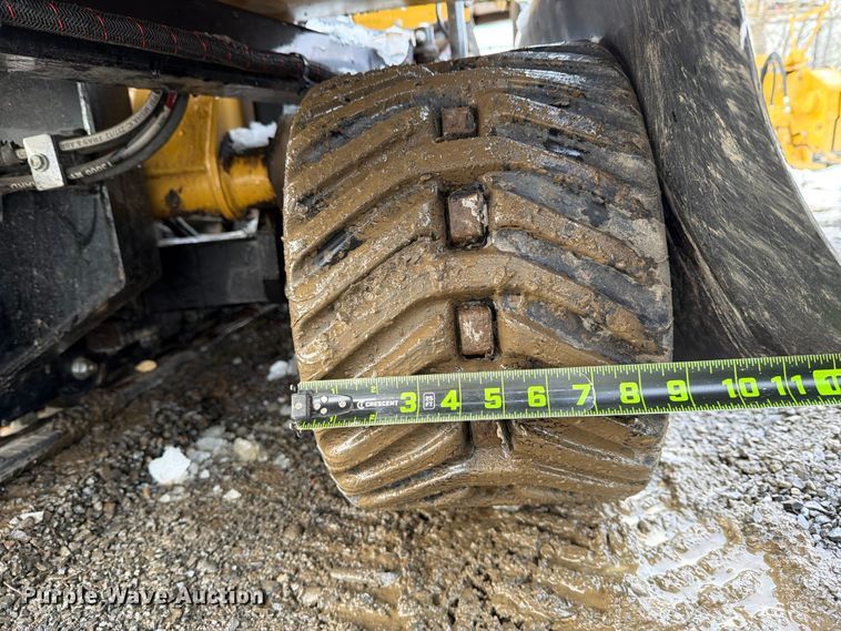 image for item DX5930 2024 Vermeer SC70TX stump grinder