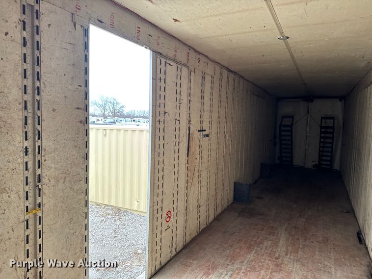 image for item EA2202 1987 Kentucky Electronics dry van trailer