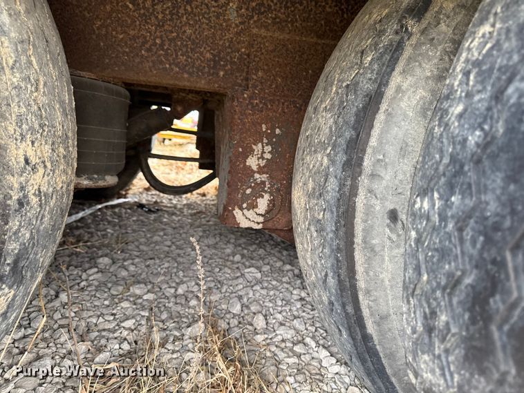 image for item EA2202 1987 Kentucky Electronics dry van trailer