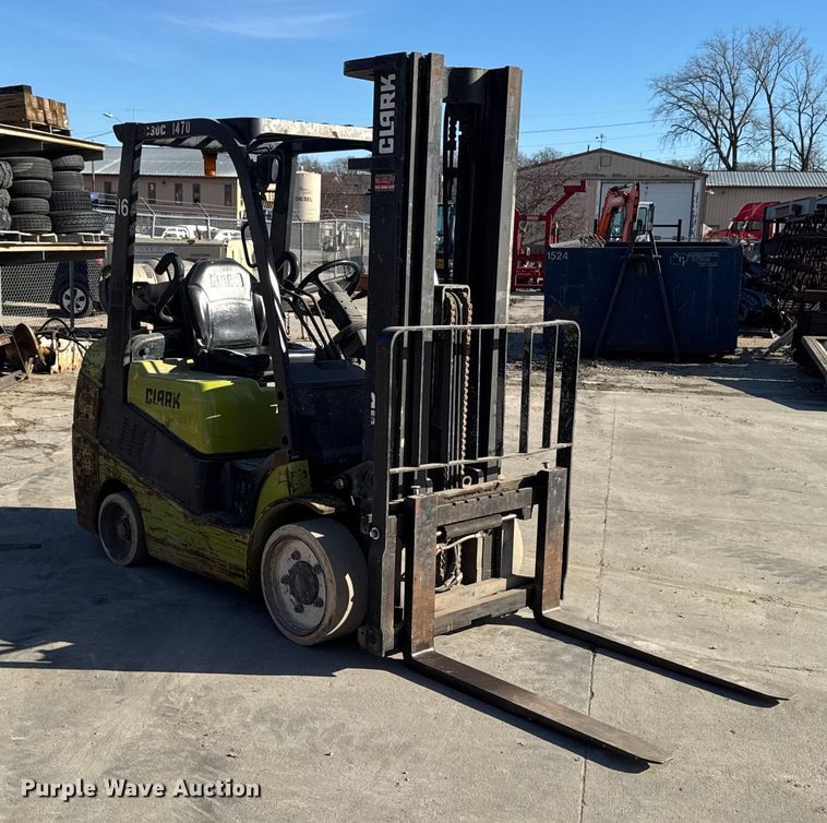 image for item EA2255 Clark C30CL forklift