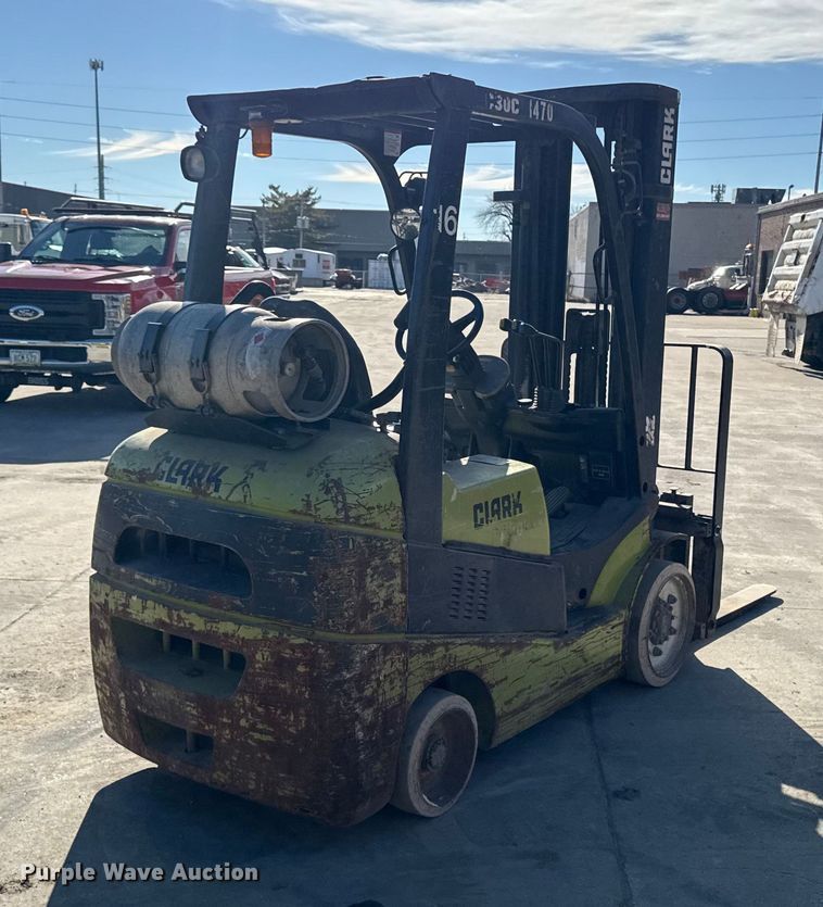 image for item EA2255 Clark C30CL forklift