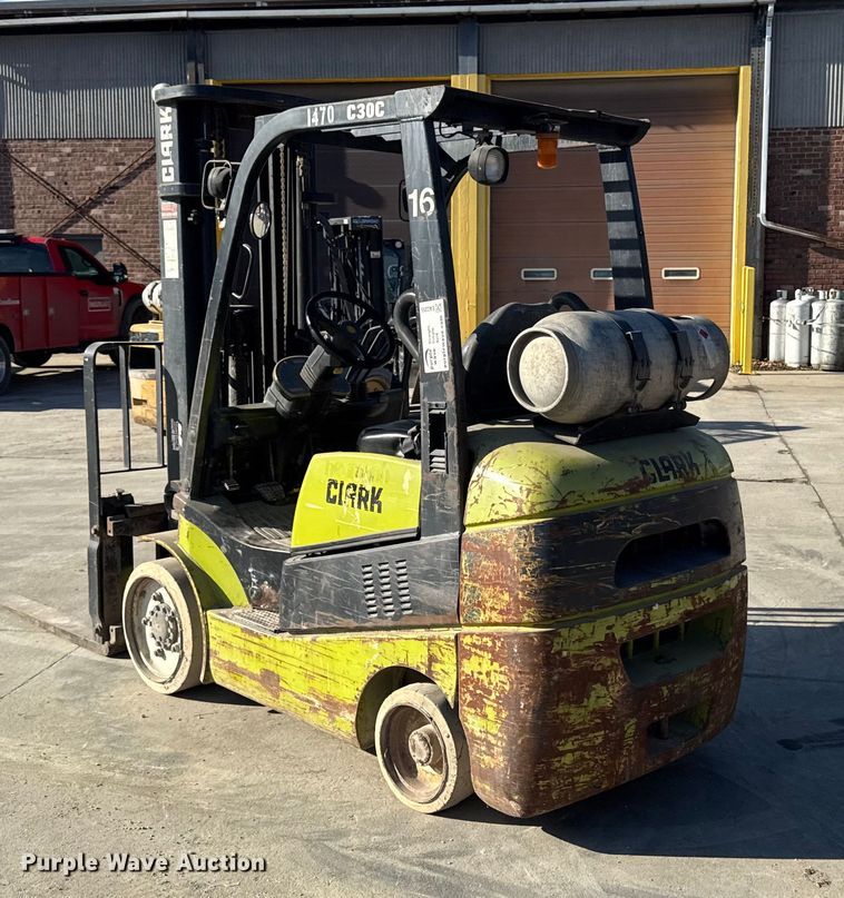 image for item EA2255 Clark C30CL forklift